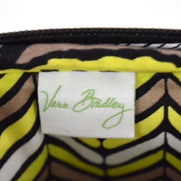 Vera Bradley Crossbody Multi bag Baroque Pattern Gently Used Condition has flaws - Picture 4 of 9